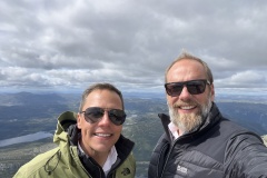 20250808_102747457_iOS