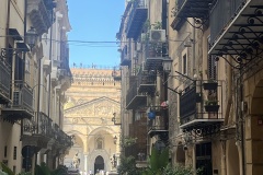 20251001_124203786_iOS