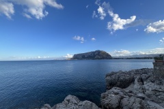 20251001_152111277_iOS