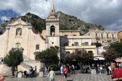 20251004_112459496_iOS