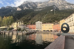 20251017_073610730_iOS