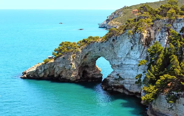 Arco di San felice in Apulien© wildman - stock.adobe.com