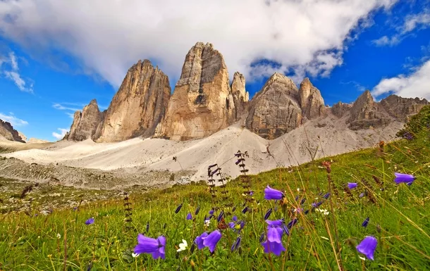 Drei Zinnen in den Dolomiten© Jenny Sturm - Fotolia