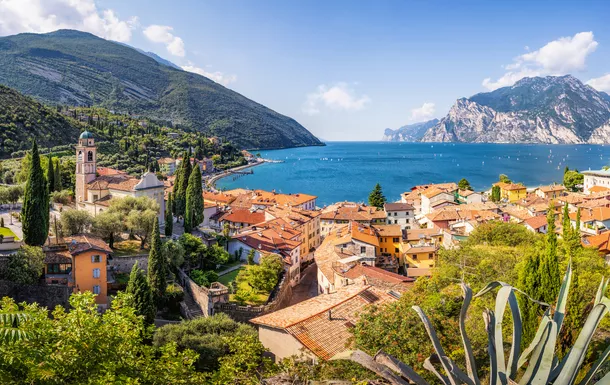 Torbole in der Provinz Trentino am Gardasee, Italien© mRGB - stock.adobe.com