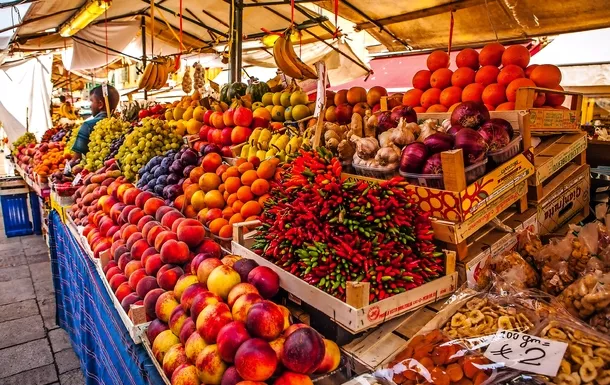 Obstmarkt im© GooDAura - Fotolia